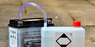 Ile wytrzyma akumulator w samochodzie bez odpalania?