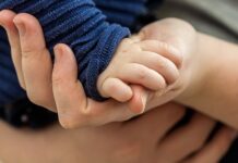 Jak połączyć dwa pojedyncze łóżka? Jak połączyć dwa pojedyncze łóżka?