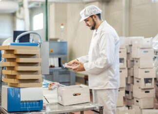 Jak producent opakowań może wspierać zrównoważony rozwój